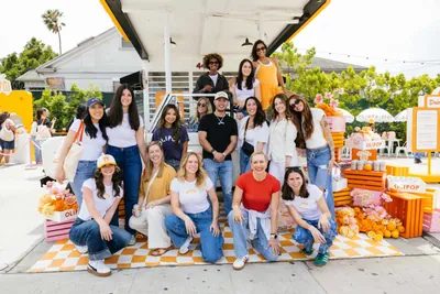 Équipe Olipop réunie lors d'un événement – marque engagée production responsable ingrédients traçables